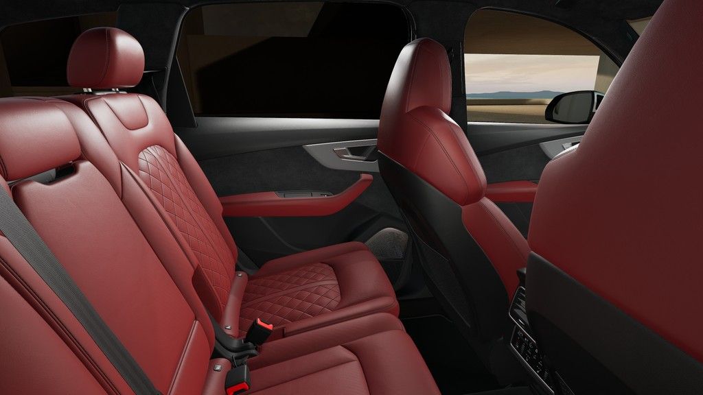 Audi SQ7 2025