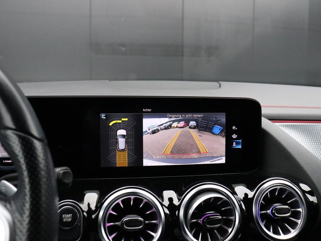 Mercedes-Benz EQA 2021