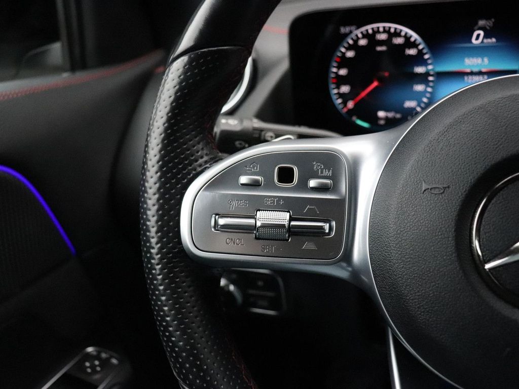 Mercedes-Benz EQA 2021