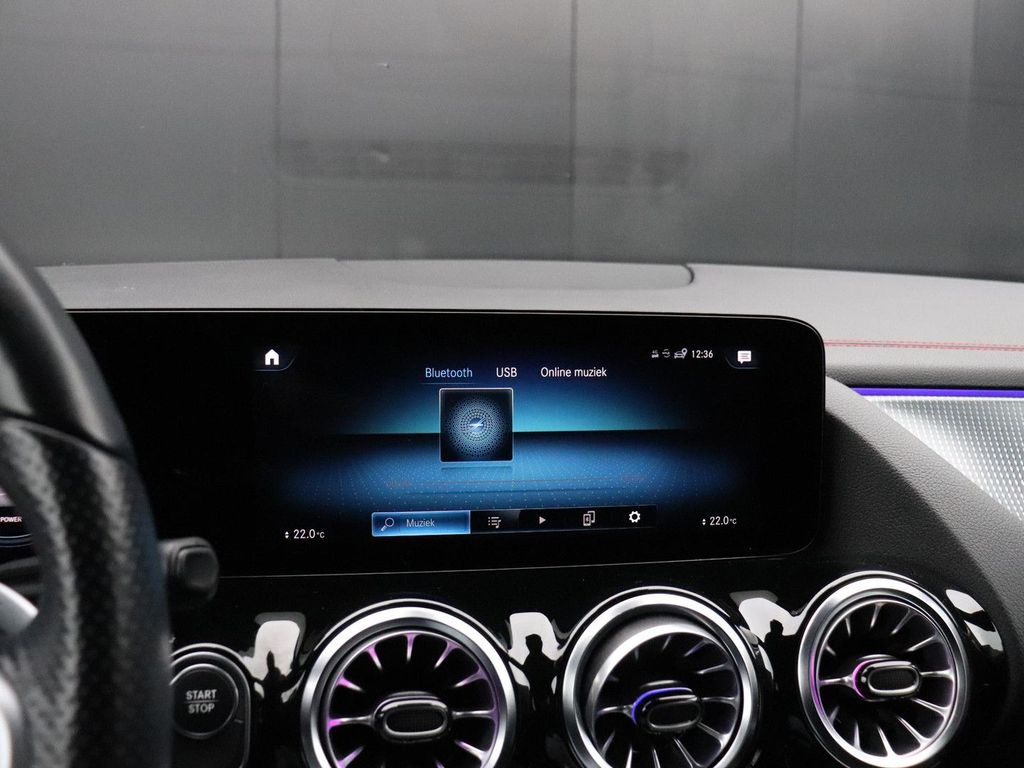 Mercedes-Benz EQA 2021