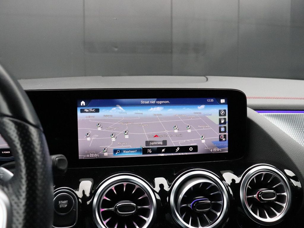 Mercedes-Benz EQA 2021