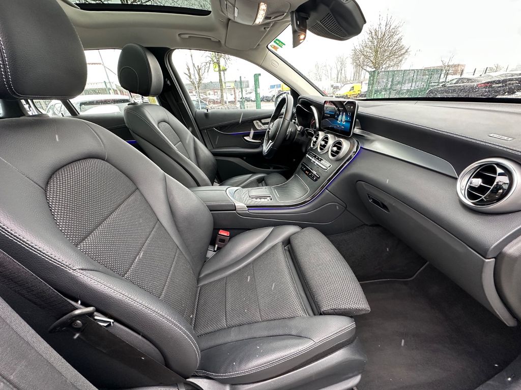 Mercedes-Benz GLC 300 2021