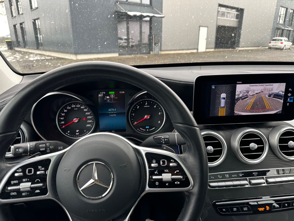 Mercedes-Benz GLC 300 2021