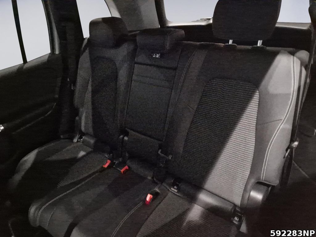 Mercedes-Benz EQB 2022