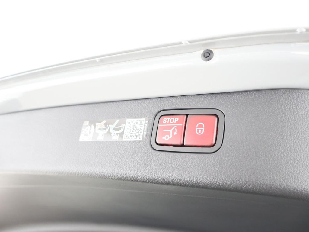 Mercedes-Benz C 220 2026