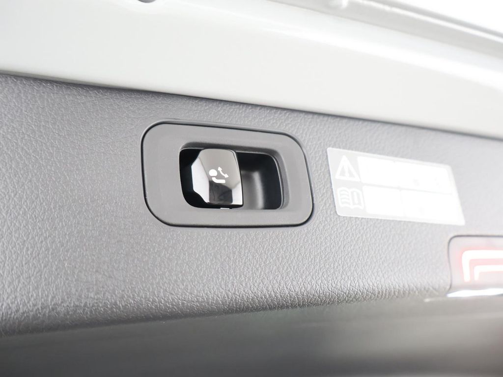 Mercedes-Benz C 220 2026