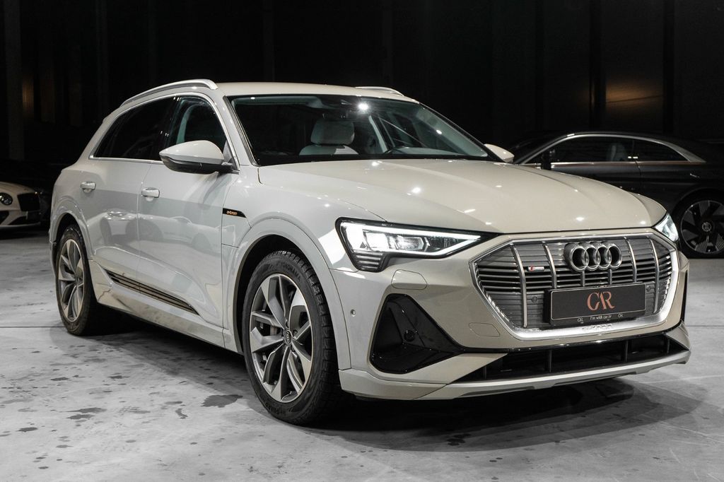 Audi e-tron 2021