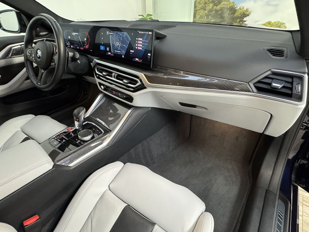 BMW M4 2023