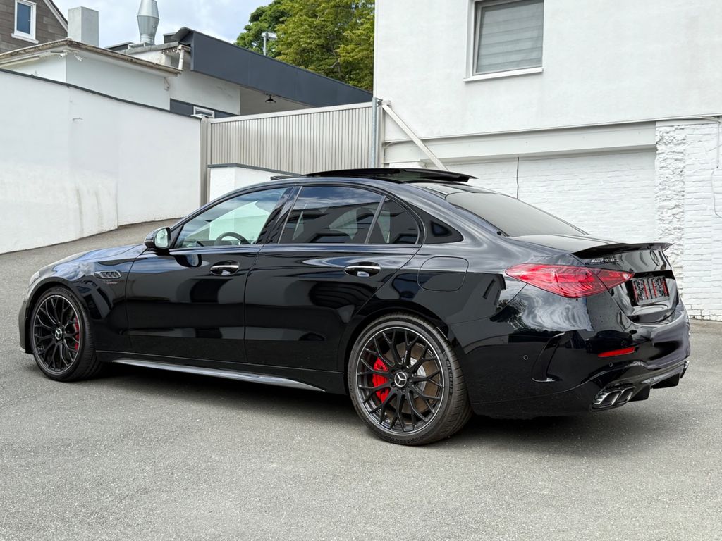 Mercedes-Benz C 63 AMG 2024