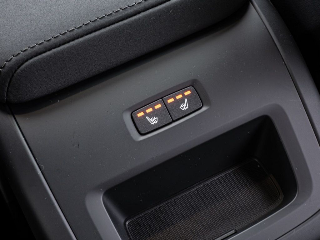 Volvo XC60 2025