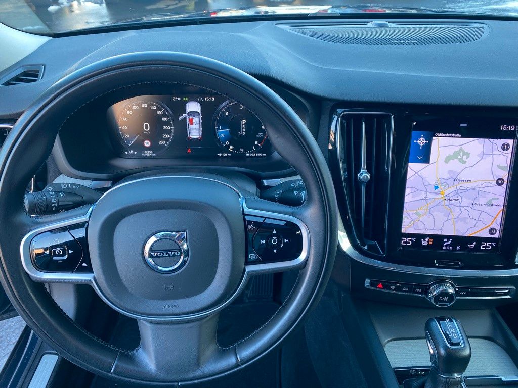 Volvo V60 2020