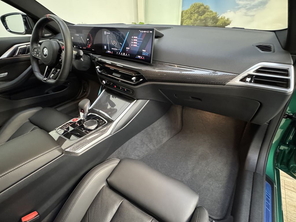BMW M4 2025
