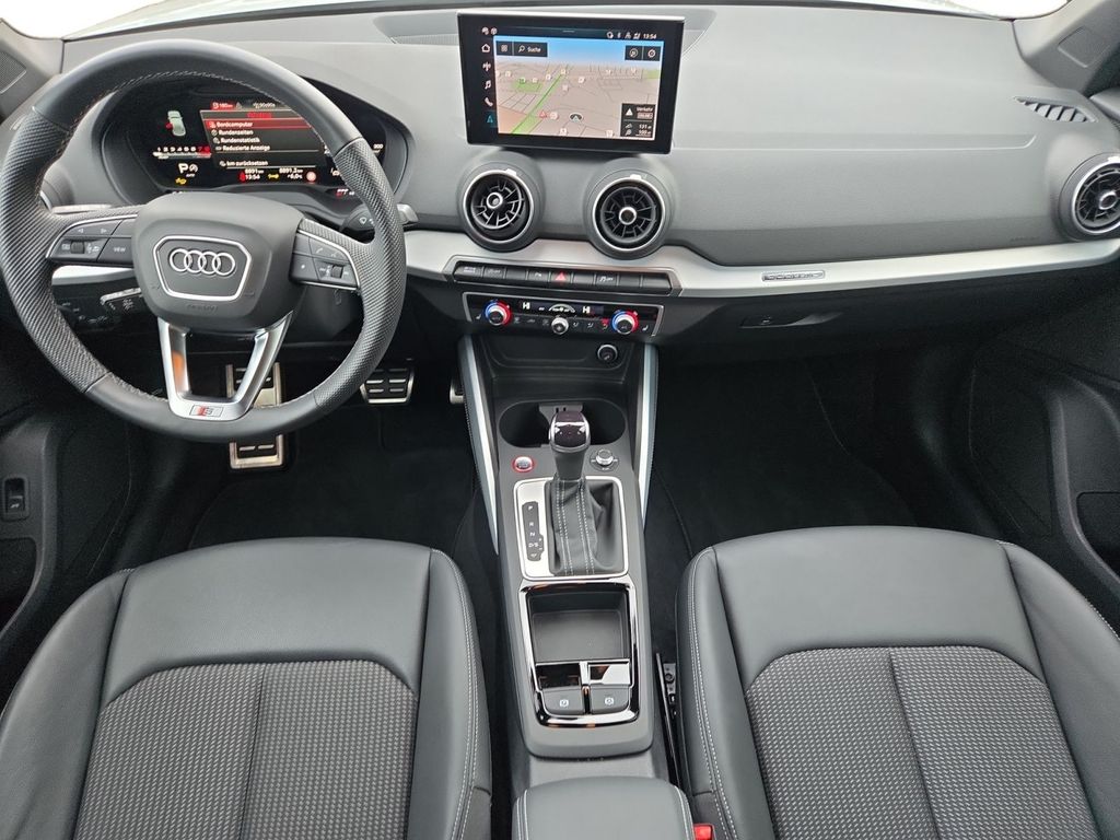 Audi SQ2 2025