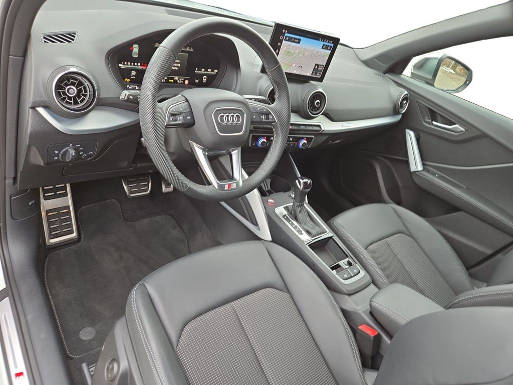 Audi SQ2 2025