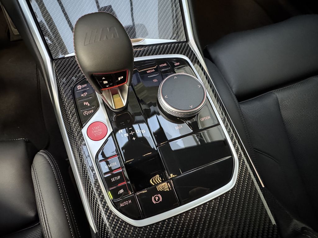 BMW M4 2025