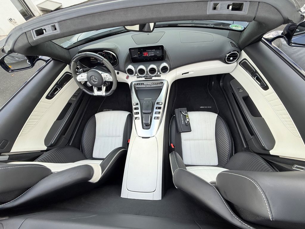 Mercedes-Benz AMG GT 2020