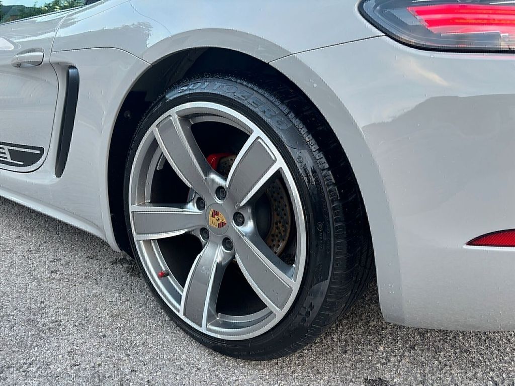 Porsche Boxster 2019