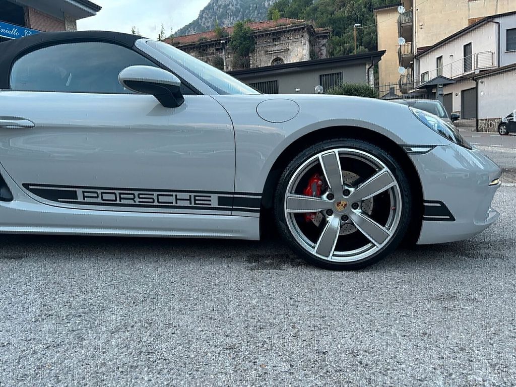 Porsche Boxster 2019