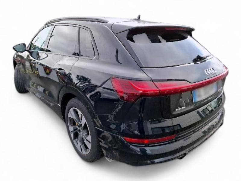 Audi e-tron 2022