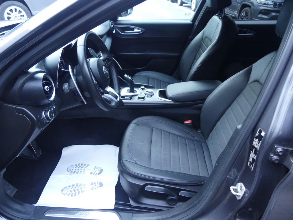 Alfa Romeo Giulia 2022