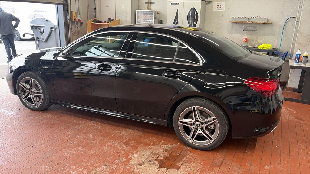 Mercedes-Benz A 250 2025