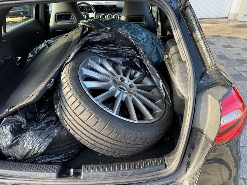 Mercedes-Benz A 220 2021