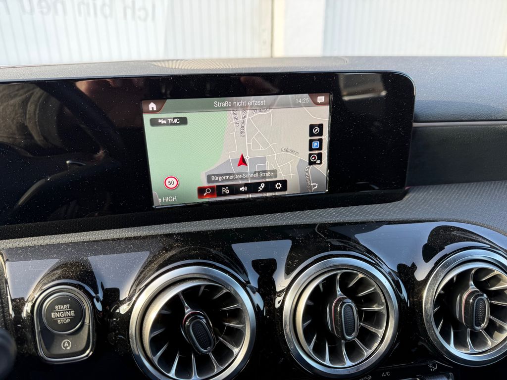 Mercedes-Benz A 220 2021