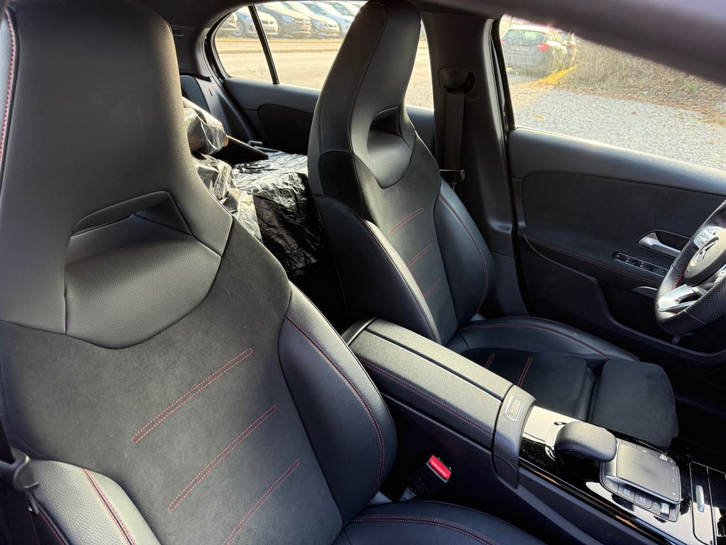 Mercedes-Benz A 220 2021