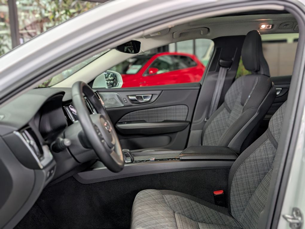 Volvo V60 2022