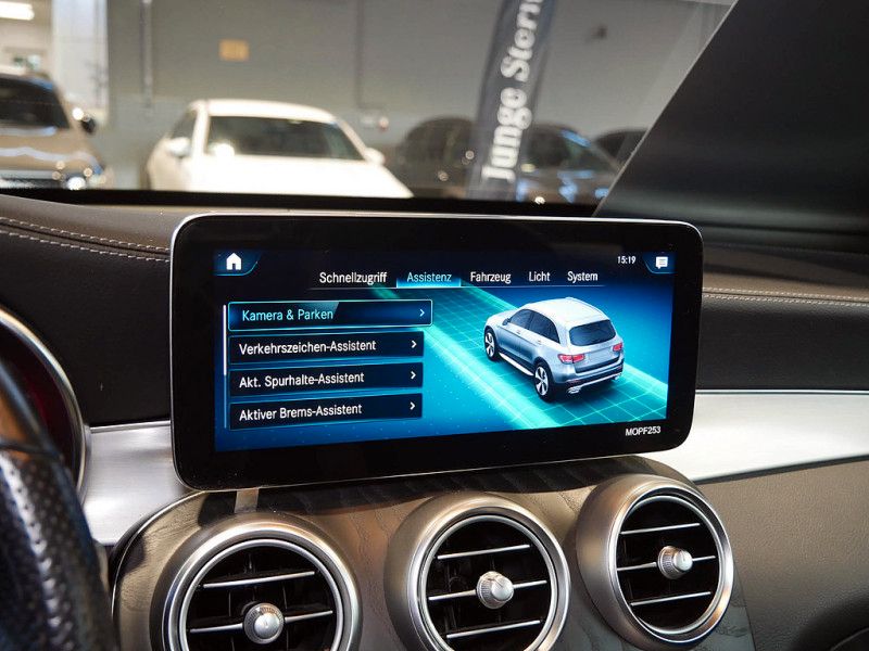 Mercedes-Benz GLC 300 2021