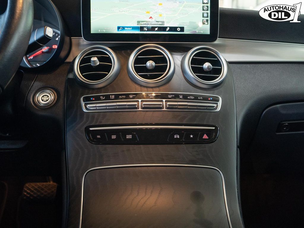 Mercedes-Benz GLC 300 2021