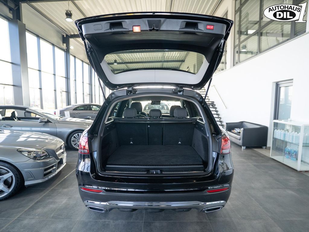 Mercedes-Benz GLC 300 2021