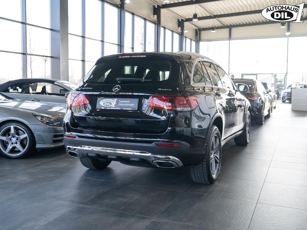 Mercedes-Benz GLC 300 2021