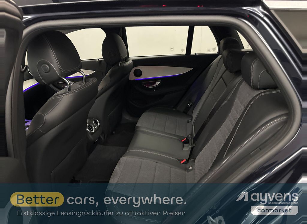 Mercedes-Benz E 300 2022