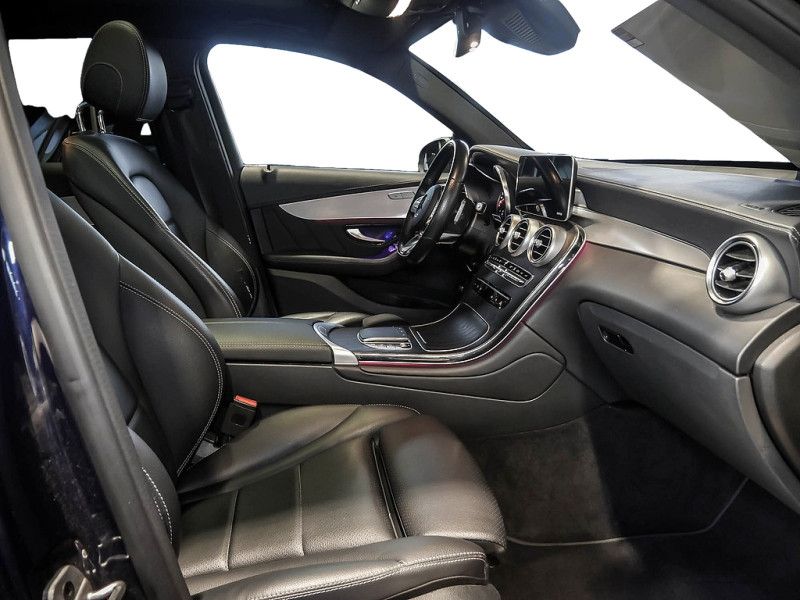 Mercedes-Benz GLC 300 2021