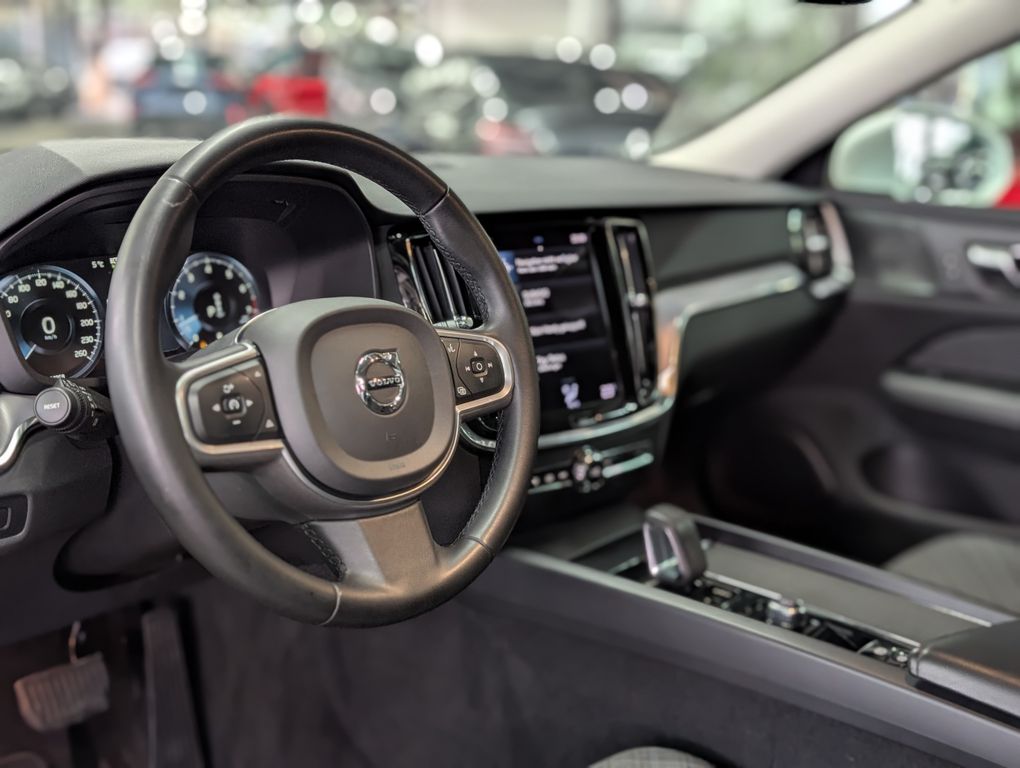 Volvo V60 2022