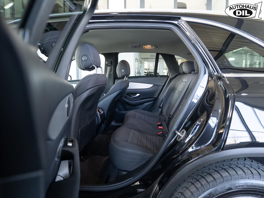 Mercedes-Benz GLC 300 2021
