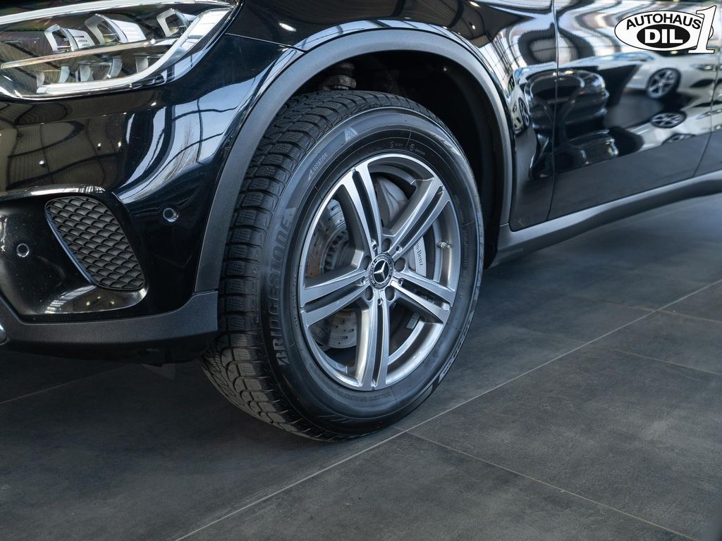 Mercedes-Benz GLC 300 2021