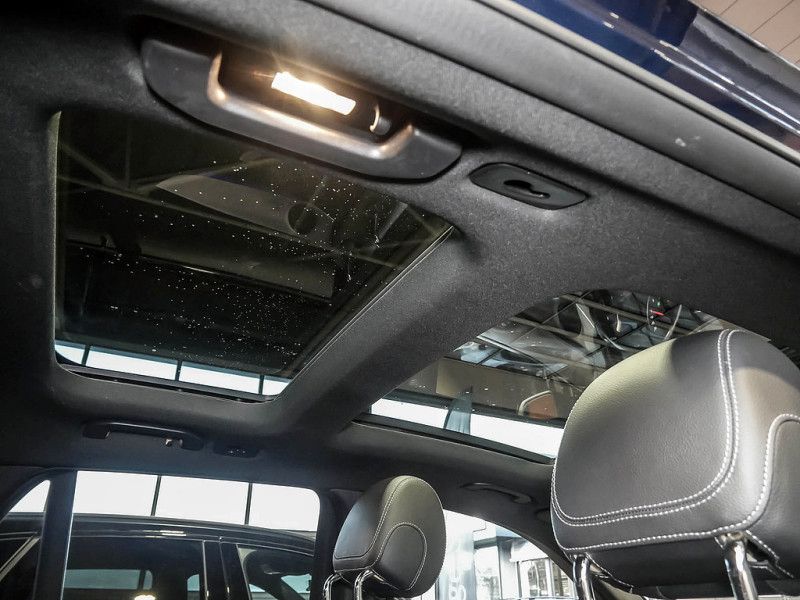 Mercedes-Benz GLC 300 2021