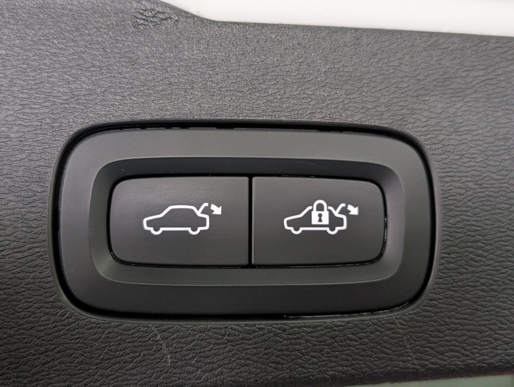 Volvo V60 2022