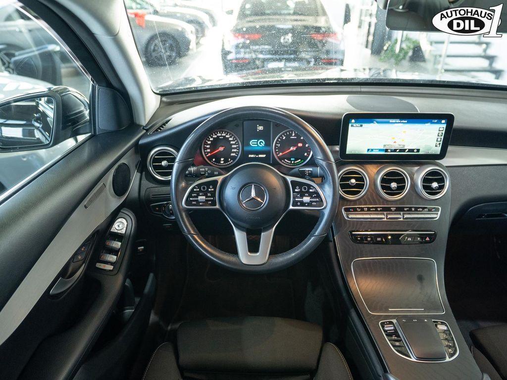 Mercedes-Benz GLC 300 2021