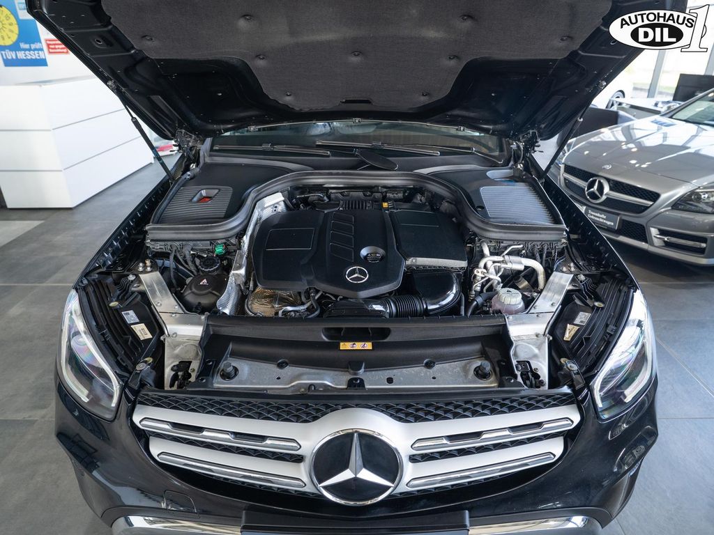 Mercedes-Benz GLC 300 2021