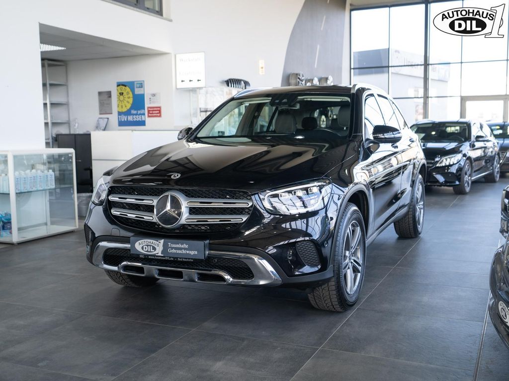 Mercedes-Benz GLC 300 2021