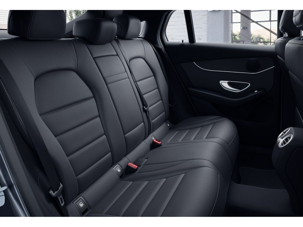 Mercedes-Benz GLC 300 2022