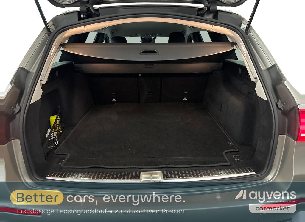 Mercedes-Benz E 220 2022