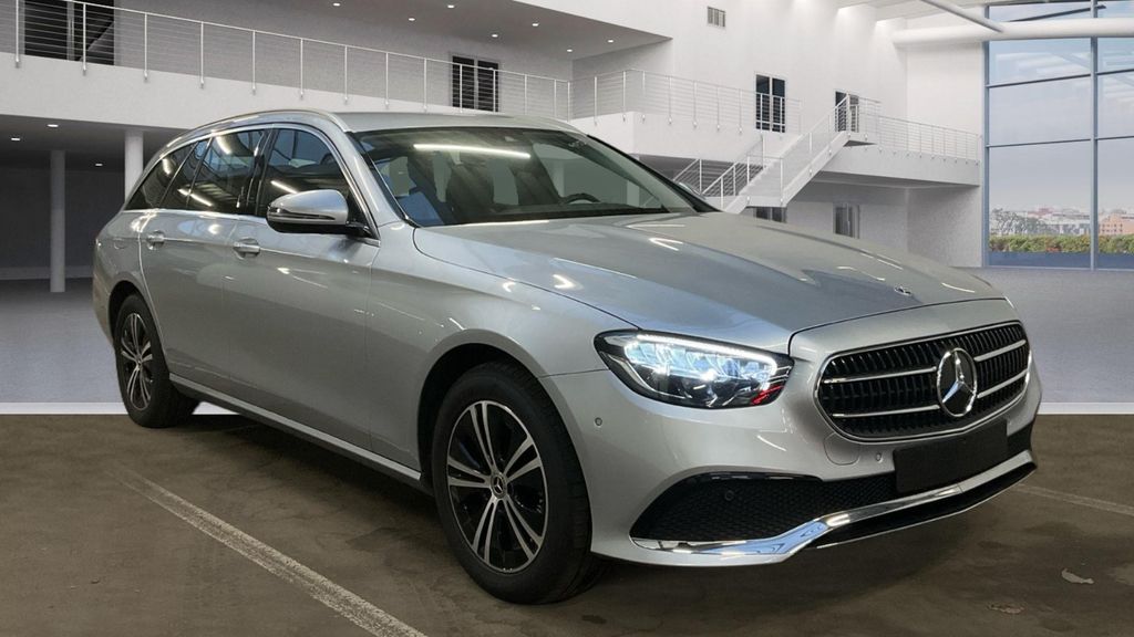 Mercedes-Benz E 220 2022