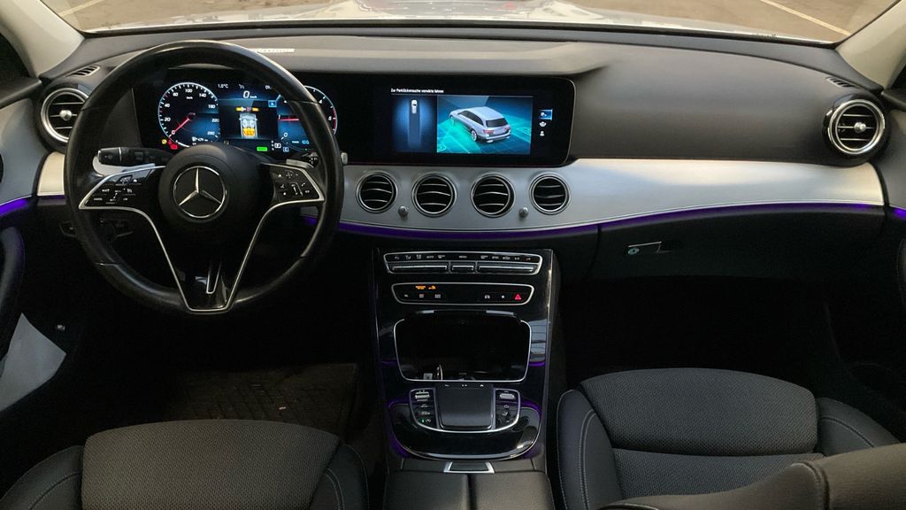 Mercedes-Benz E 220 2022