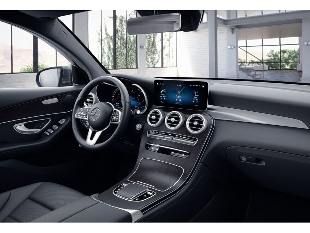 Mercedes-Benz GLC 300 2022