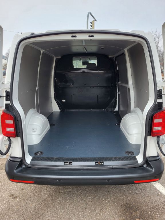 Volkswagen T6 Transporter 2016