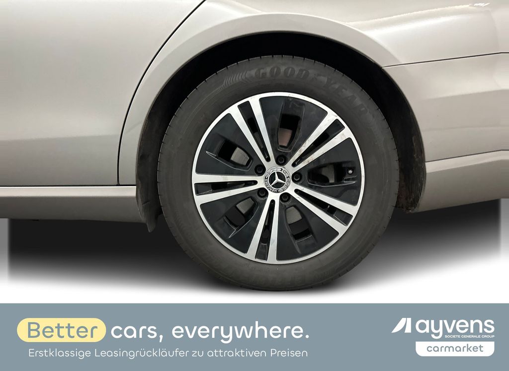 Mercedes-Benz E 220 2022